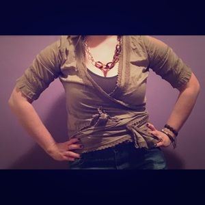 Medium Banana Republic Wrap Top in army green